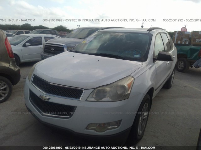 1GNER13D49S154932 - 2009 CHEVROLET TRAVERSE WHITE photo 2