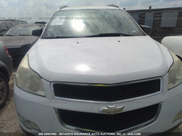 1GNER13D49S154932 - 2009 CHEVROLET TRAVERSE WHITE photo 6