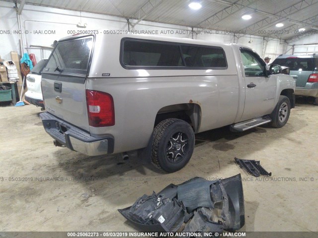 1GCEC14X87Z642272 - 2007 CHEVROLET SILVERADO C1500 CLASSIC SILVER photo 4