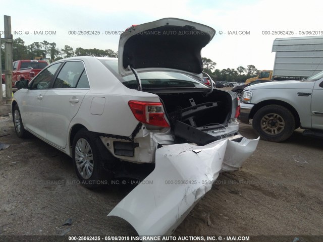 4T1BF1FK9EU782770 - 2014 TOYOTA CAMRY L/SE/LE/XLE 白色 照片 6