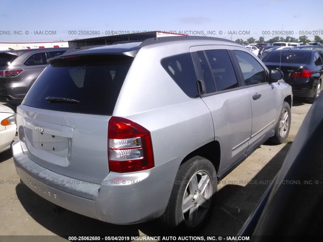 1J8FT47W18D644431 - 2008 JEEP COMPASS SPORT SILVER photo 4