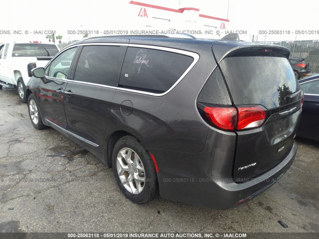 2C4RC1GG0KR552081 - 2019 CHRYSLER PACIFICA LIMITED GRAY photo 3