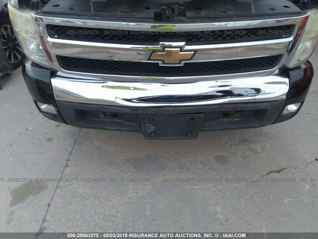 2GCEK13M971504839 - 2007 CHEVROLET SILVERADO K1500 CREW CAB BLACK photo 6