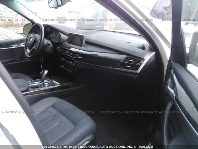 5UXKR0C55F0P12050 - 2015 BMW X5 XDRIVE35I WHITE photo 5