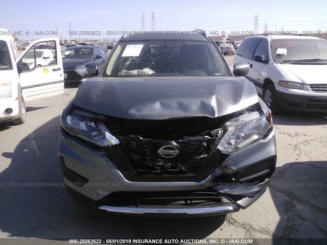 JN8AT2MT7JW450940 - 2018 NISSAN ROGUE S/SL/SV GRAY photo 6