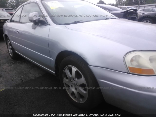 19UYA42481A009114 - 2001 ACURA 3.2CL SILVER photo 6
