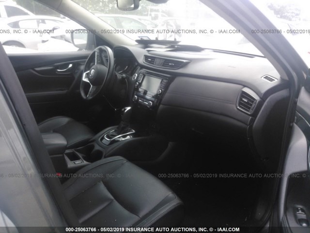 JN8AT2MT7JW464644 - 2018 NISSAN ROGUE S/SL/SV SILVER photo 5