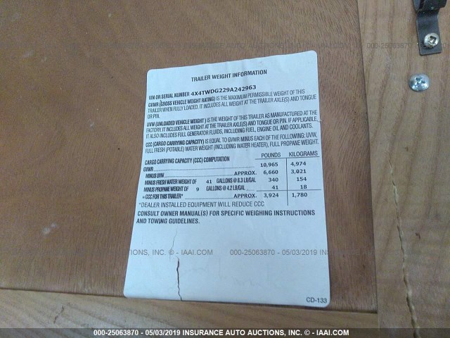 4X4TWDG229A242963 - 2009 WILDWOOD 32'WDT31QBSSLE  白色 照片 9