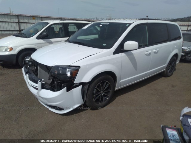 2C4RDGEG2JR346455 - 2018 DODGE GRAND CARAVAN GT WHITE photo 2