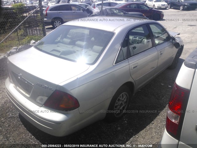 4T1BF28B11U135860 - 2001 TOYOTA AVALON XL/XLS SILVER photo 4