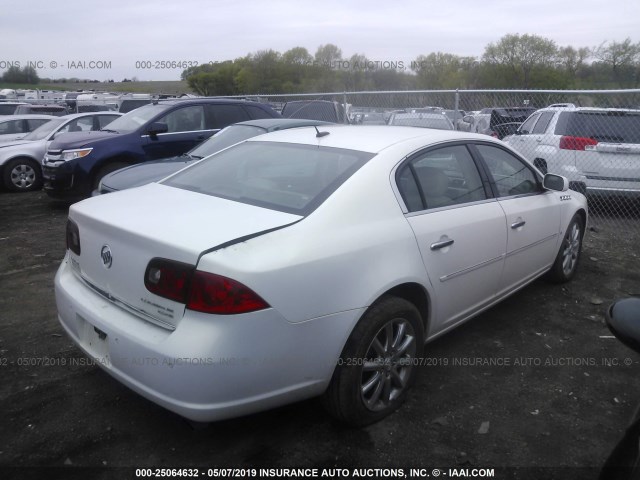 1G4HE57Y67U124141 - 2007 BUICK LUCERNE CXS WHITE photo 4