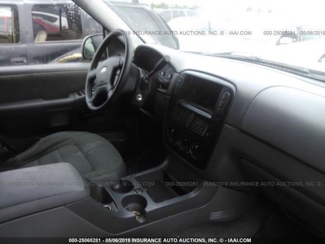 1FMZU62E85ZA23726 - 2005 FORD EXPLORER XLS/XLS SPORT 银色 照片 5