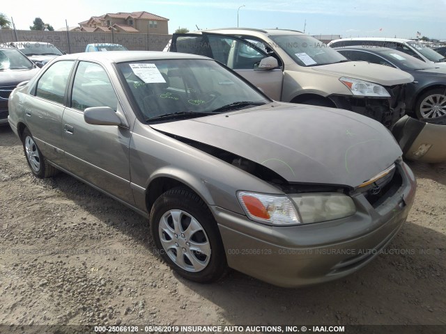 4T1BG22K01U102256 - 2001 TOYOTA CAMRY CE/LE/XLE 灰色 照片 1