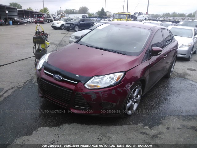 1FADP3F25DL174941 - 2013 FORD FOCUS SE RED photo 6