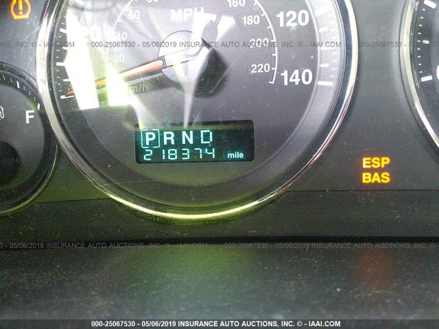 1J8HH48K96C353071 - 2006 JEEP COMMANDER BLACK photo 7