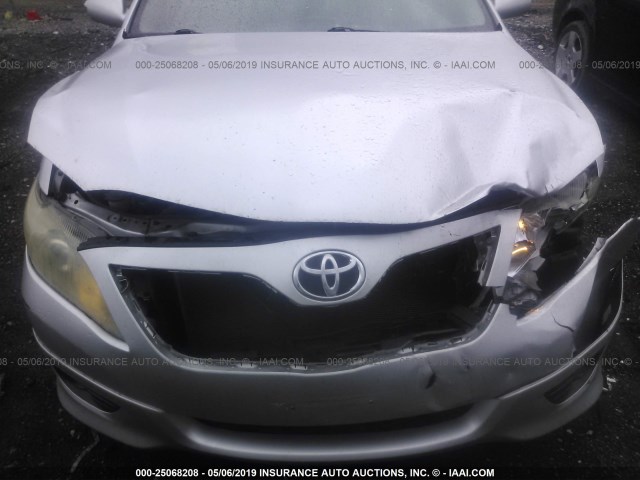 4T1BF3EK1BU139533 - 2011 TOYOTA CAMRY SE/LE/XLE 银色 照片 6