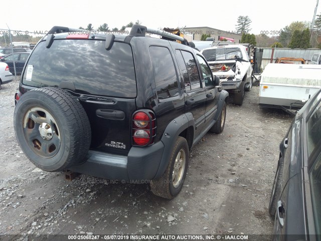 1J4GL38K66W141930 - 2006 JEEP LIBERTY RENEGADE BLACK photo 4