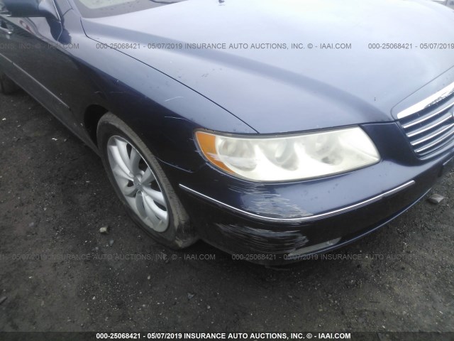 KMHFC46F26A058369 - 2006 HYUNDAI AZERA SE/LIMITED BLUE photo 6