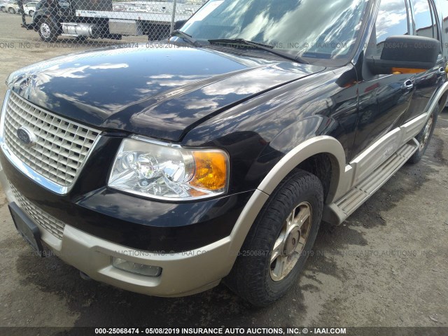 1FMFU18545LA12030 - 2005 FORD EXPEDITION EDDIE BAUER BLACK photo 6