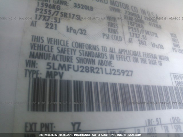 5LMFU28R21LJ25927 - 2001 LINCOLN NAVIGATOR 白色 照片 9