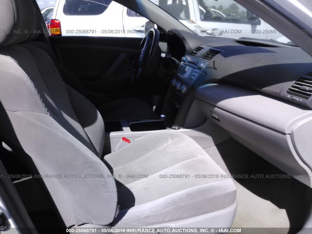 4T1BE46K97U718929 - 2007 TOYOTA CAMRY NEW GENERAT CE/LE/XLE/SE WHITE photo 5