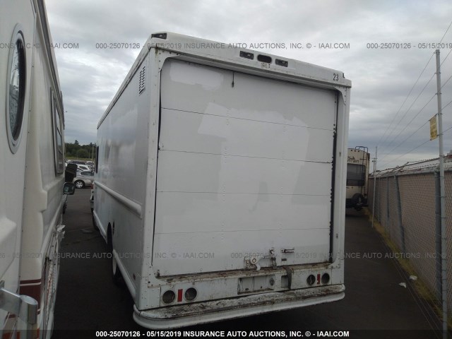 5B4KP42R823344836 - 2002 WORKHORSE CUSTOM CHASSIS FORWARD CONTROL C P4500 Unknown photo 3