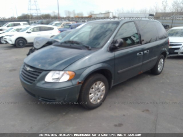 1C4GP45R35B321793 - 2005 CHRYSLER TOWN & COUNTRY  GREEN photo 2