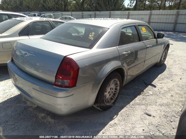 2C3KA43R16H308648 - 2006 CHRYSLER 300 SILVER photo 4