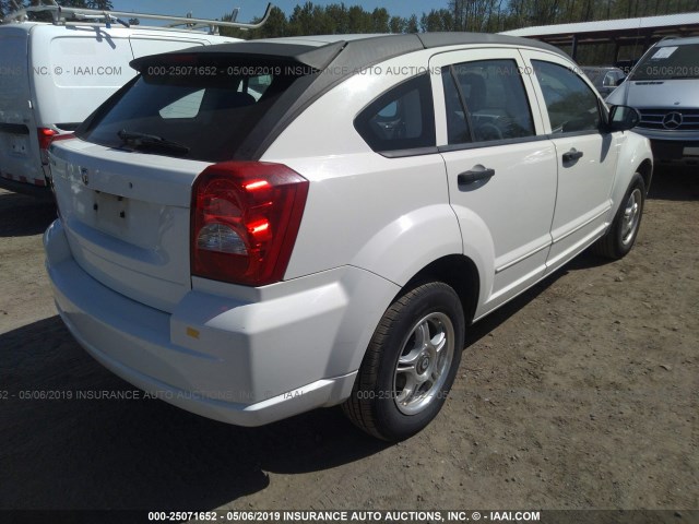 1B3HB28B08D646031 - 2008 DODGE CALIBER WHITE photo 4