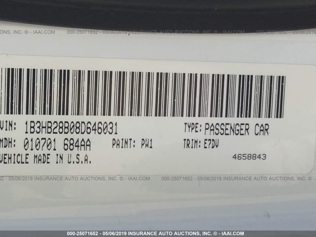 1B3HB28B08D646031 - 2008 DODGE CALIBER WHITE photo 9