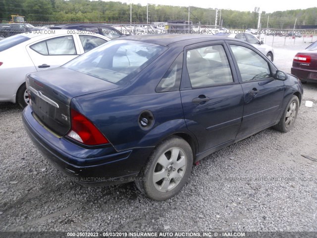 1FAFP38391W173560 - 2001 FORD FOCUS ZTS BLUE photo 4
