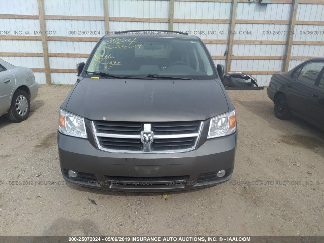 2D4RN5D15AR229549 - 2010 DODGE GRAND CARAVAN SXT GRAY photo 6