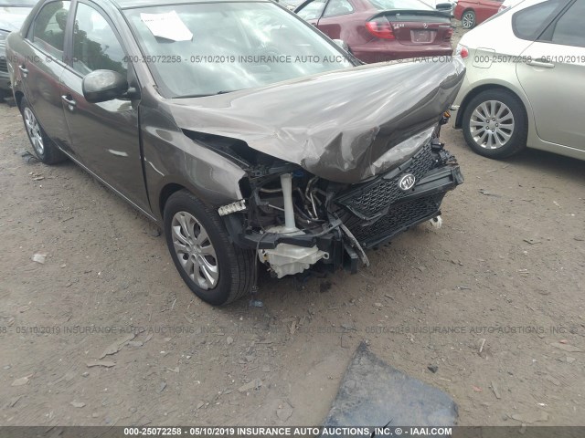 KNAFU4A23B5381772 - 2011 KIA FORTE EX BROWN photo 6