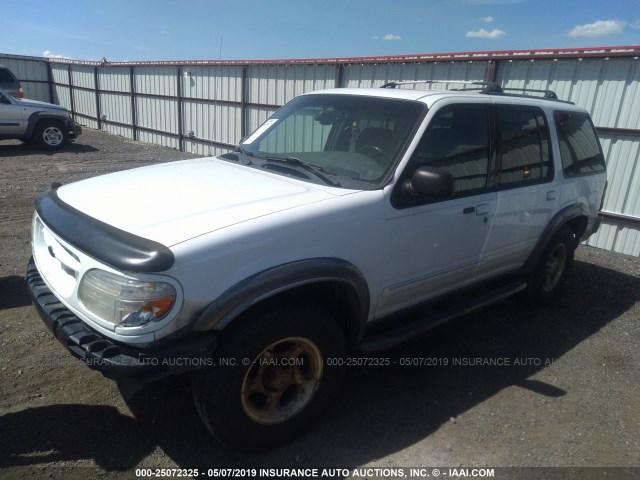 1FMZU73E0YZB39656 - 2000 FORD EXPLORER XLT WHITE photo 2