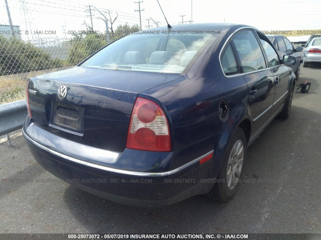 WVWPD63B72P126787 - 2002 VOLKSWAGEN PASSAT GLS BLUE photo 4