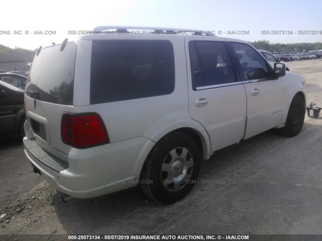 5LMFU28546LJ25531 - 2006 LINCOLN NAVIGATOR 奶油色 照片 4