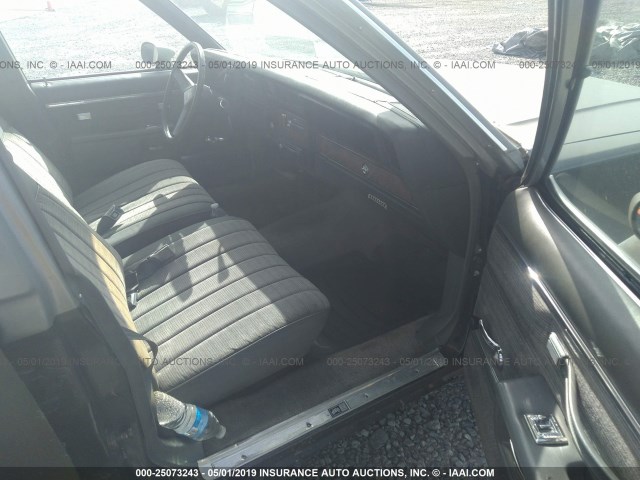 2G1AN35H0E9107447 - 1984 CHEVROLET CAPRICE CLASSIC GRAY photo 5