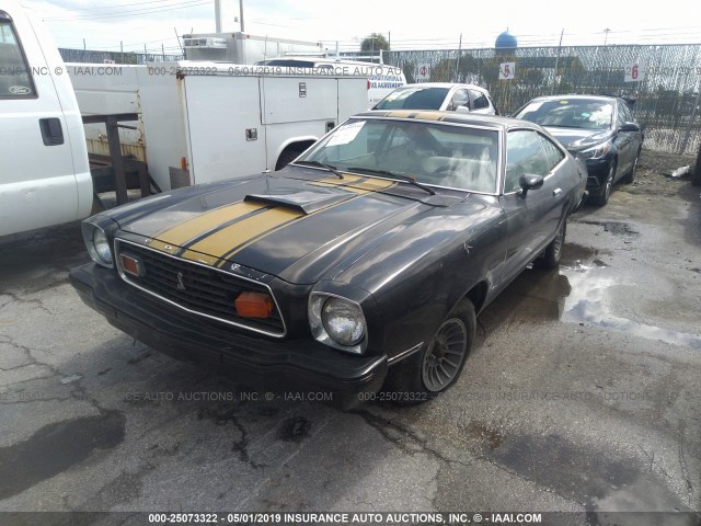 6F03Z110688 - 1976 FORD 2 DOOR COUPE  BLACK photo 2