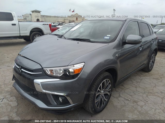 JA4AP3AWXJU000788 - 2018 MITSUBISHI OUTLANDER SPORT ES/SE SILVER photo 2