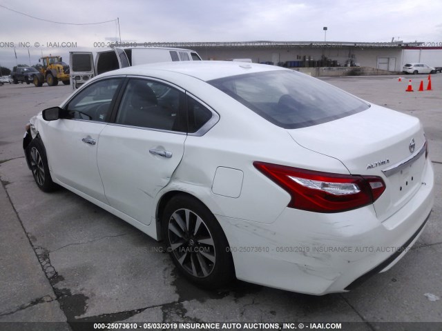 1N4AL3AP5HC278613 - 2017 NISSAN ALTIMA 2.5/S/SV/SL/SR WHITE photo 3