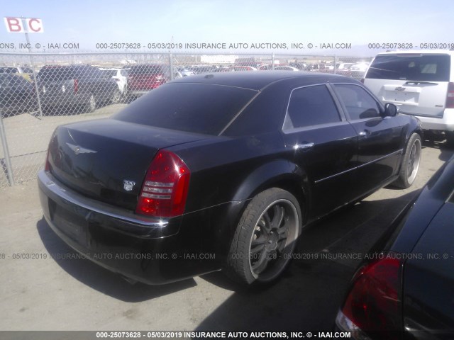 2C3KA63H37H706755 - 2007 CHRYSLER 300C BLACK photo 4