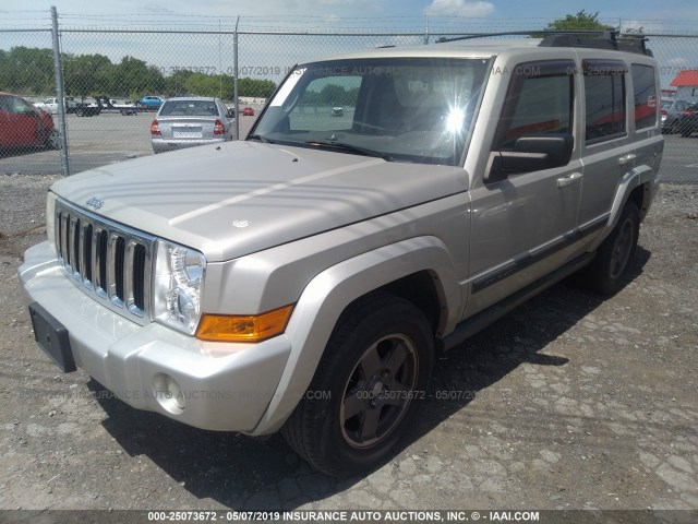 1J8HG48K87C510366 - 2007 JEEP COMMANDER GOLD photo 2