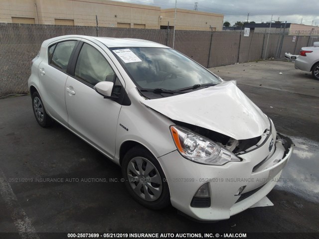 JTDKDTB31D1528202 - 2013 TOYOTA PRIUS C WHITE photo 1