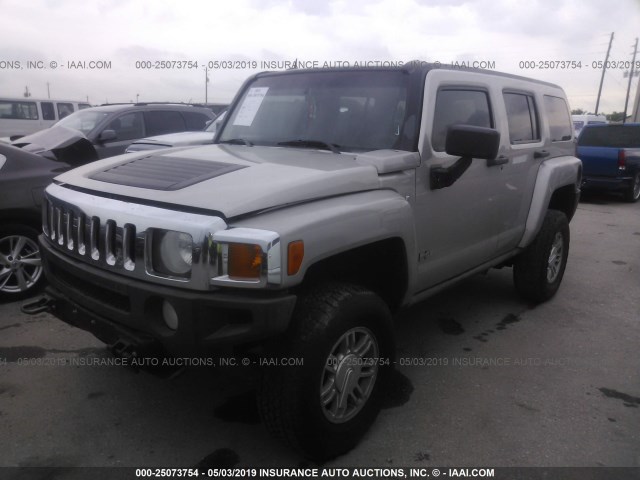 5GTEN13E788191958 - 2008 HUMMER H3 TAN photo 2