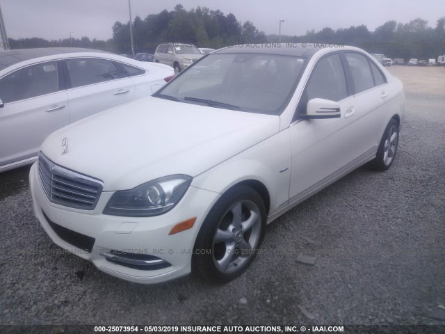 WDDGF4HBXCR211528 - 2012 MERCEDES-BENZ C 250 WHITE photo 2