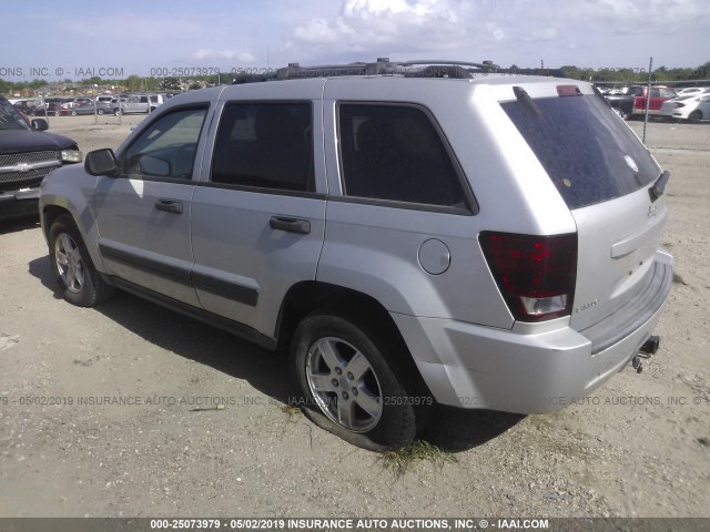 1J4GS48K46C169669 - 2006 JEEP GRAND CHEROKEE  SILVER photo 3