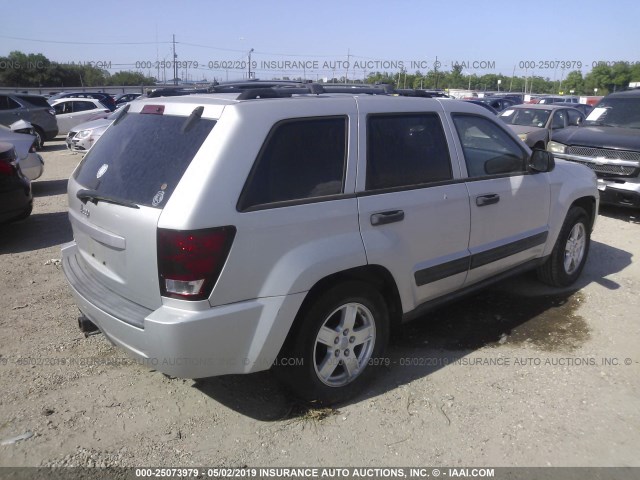 1J4GS48K46C169669 - 2006 JEEP GRAND CHEROKEE  SILVER photo 4