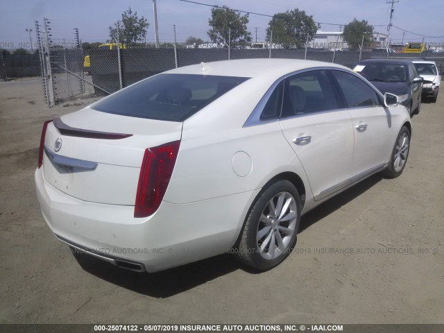 2G61S5S31D9107897 - 2013 CADILLAC XTS PREMIUM COLLECTION BEIGE photo 4