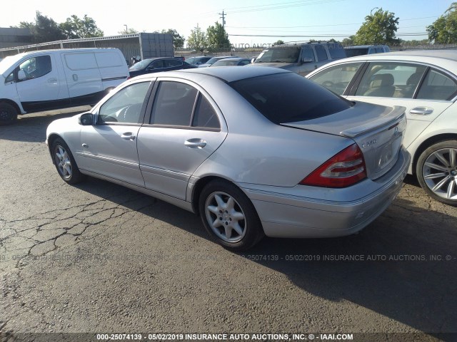 WDBRF61J74F551768 - 2004 MERCEDES-BENZ C 240 SILVER photo 3