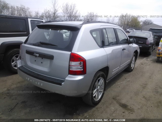 1J4FF47B99D234015 - 2009 JEEP COMPASS SPORT SILVER photo 4